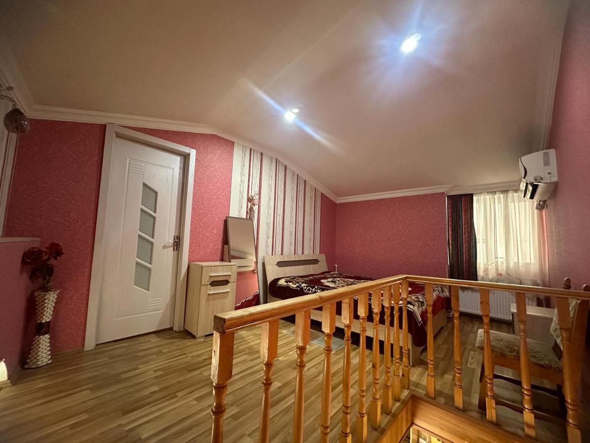 Giorgi Apartment 트빌리시 외부 사진