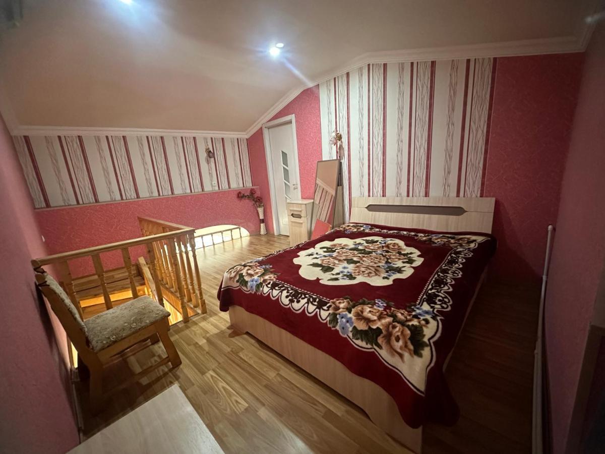 Giorgi Apartment 트빌리시 외부 사진
